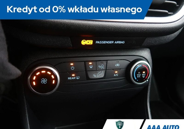 Ford Fiesta cena 60000 przebieg: 11890, rok produkcji 2022 z Łaszczów małe 232